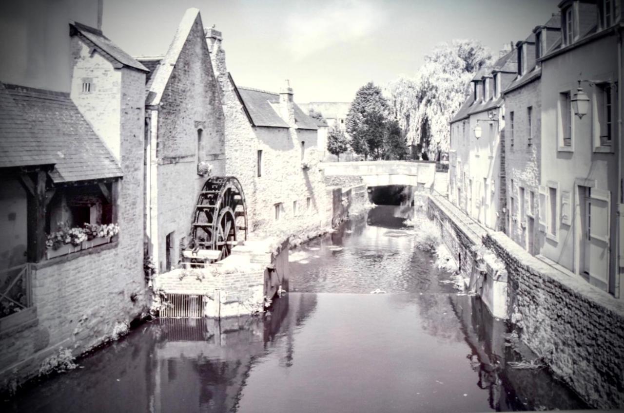City Affaire : Bayeux Omaha Exterior foto